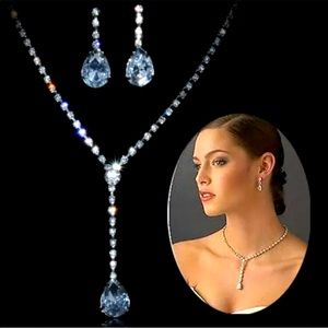 Fashion Jewelry Sets Crystal Necklace & Earrings
